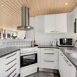 בית נופש Lovely In With Kitchen Fanø