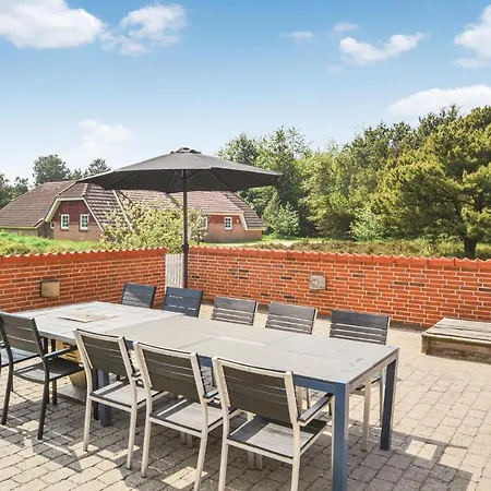 Дом отдыха Lovely In With Kitchen Фанё