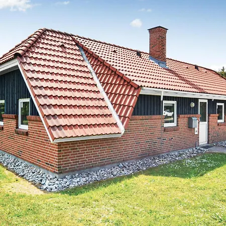 Lovely In With Kitchen