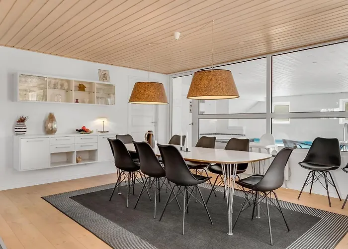 Lovely In With Kitchen Дом отдыха