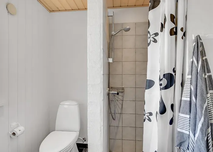 Lovely In With Kitchen